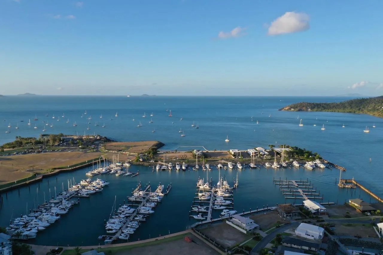 ☆Airliedise☆No Hills☆5Min Walk 2 Port Of Airlie/Ferry Terminal☆Wifi☆Netflix Appartement Airlie Beach