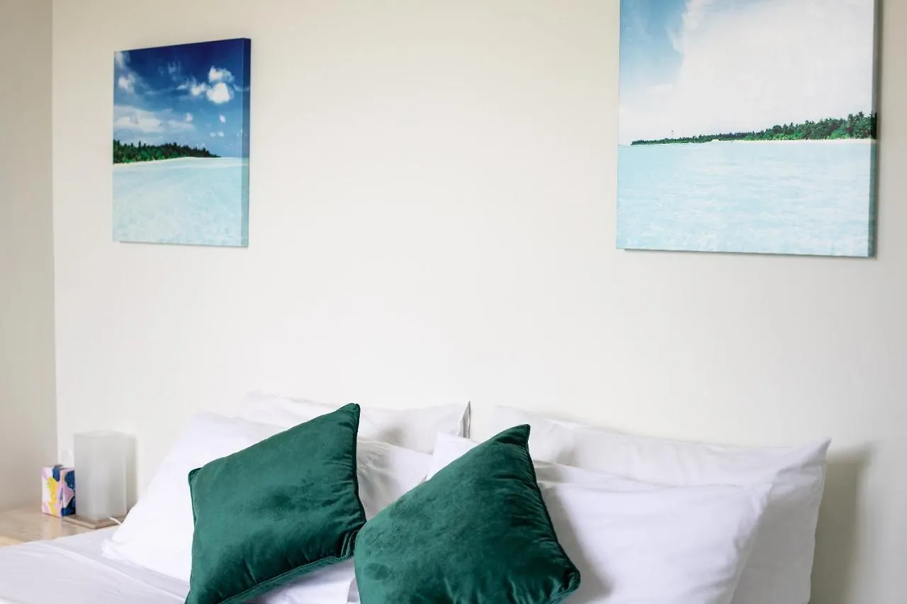 ☆Airliedise☆No Hills☆5Min Walk 2 Port Of Airlie/Ferry Terminal☆Wifi☆Netflix Appartement Airlie Beach 0*,
